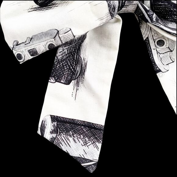 Bow Pin Accessory Large Camera Photography Themed Retro Style Handmade Pin On - Picture 5 of 12